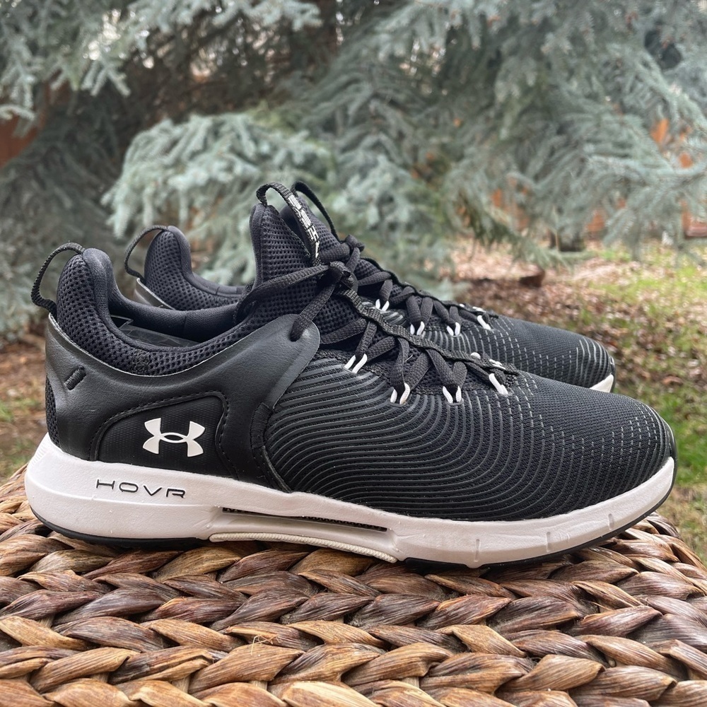 Under Armour Womens HOVR Rise Running Trainers 3023010 Sneakers Shoes. size 9